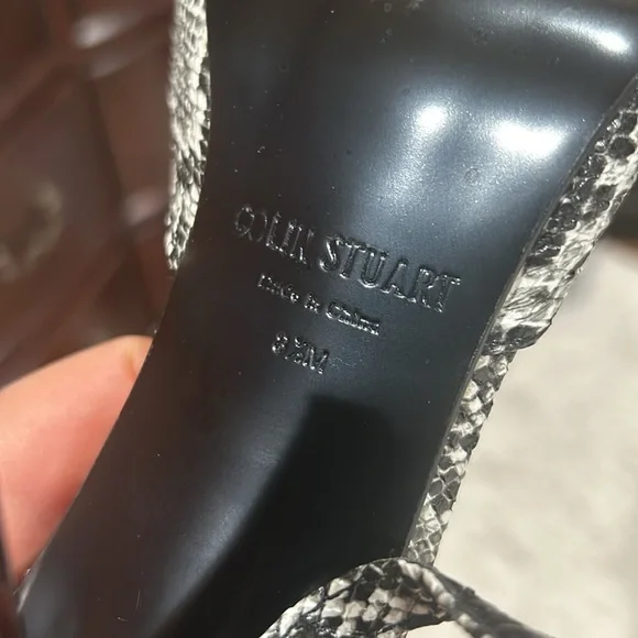 Shoes Victoria Secret’s/Stuart Collin Size: 8.50 - Picture 7 of 7